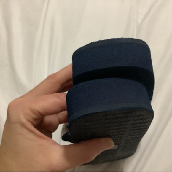 Yellowbox zemily flip flops navy with blue rhinestone accents size 10 - Picture 5 of 10